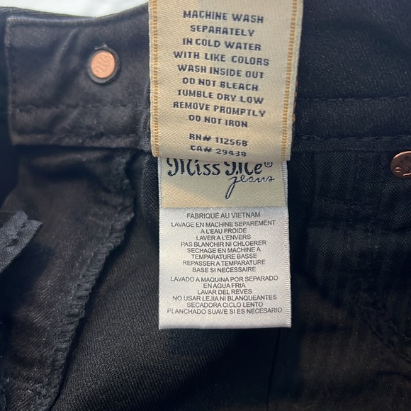 Miss Me Black 01 Signature Skinny Jeans Style JP7636S2 Size 31x30 - Picture 16 of 16